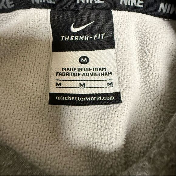 Nike Men's Light Gray Hoodie - Picture 8 of 11